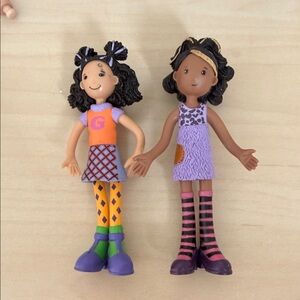 Mini groovy girls bendable